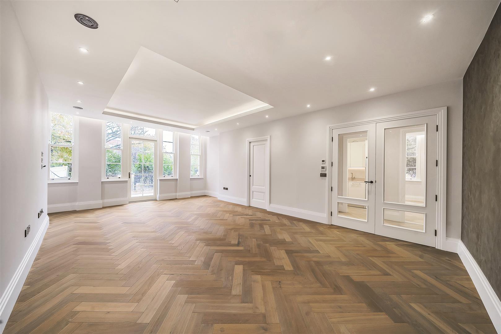 2 bedroom flat for sale 0