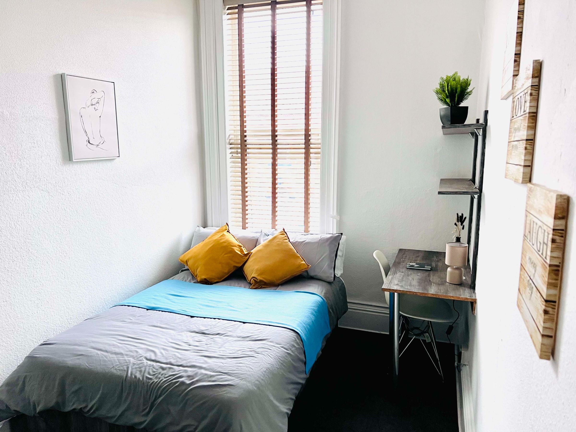 Room 4, 16 Ryde Street, Hull photo 4