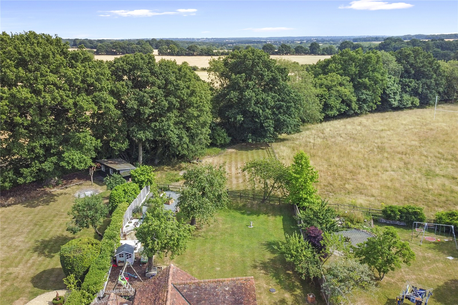 4 bedroom detached house for sale 0