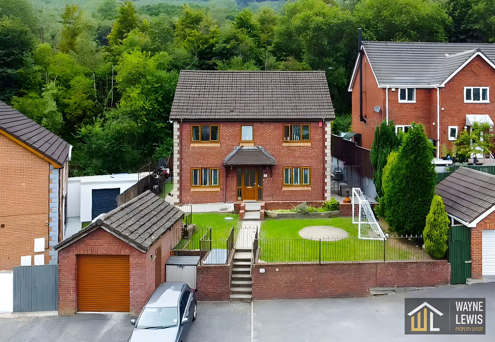 4-bed house on 2, Woodland Drive, Merthyr Tydfil, £340,000
