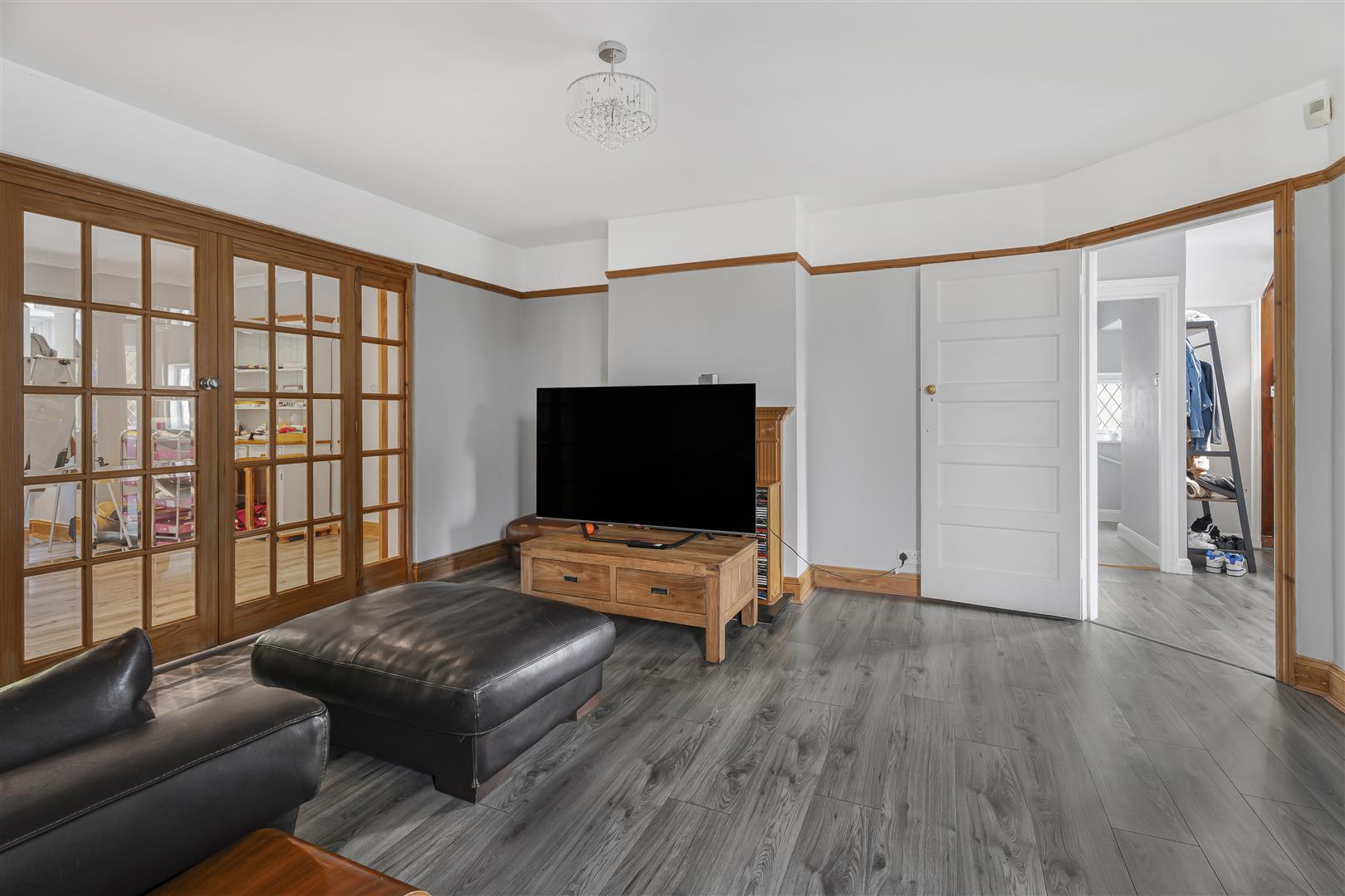 5 bedroom detached house for sale 0