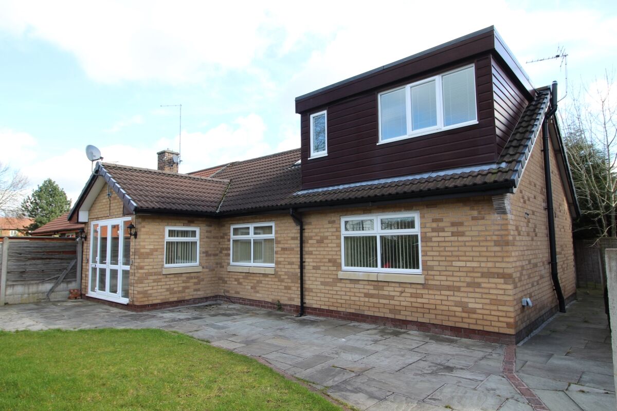 Free property report 6 Peacock Way, Handforth, SK9 3TE Chimnie