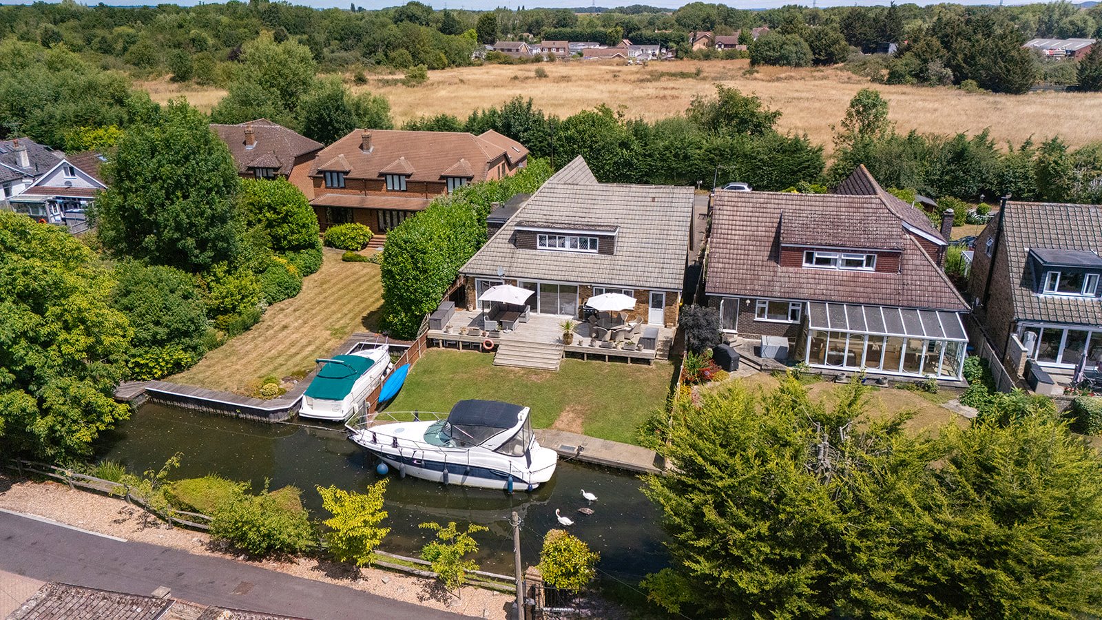 4 bedroom detached house for sale 0