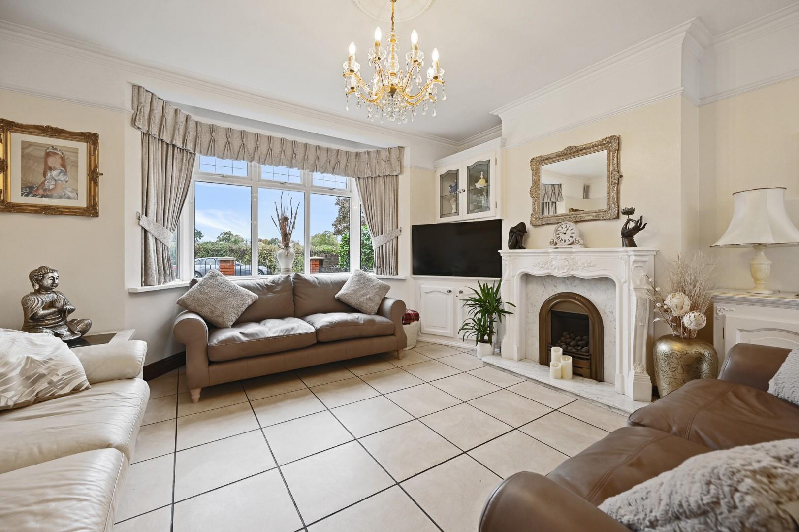 32, Eastfields Road, Acton photo 2