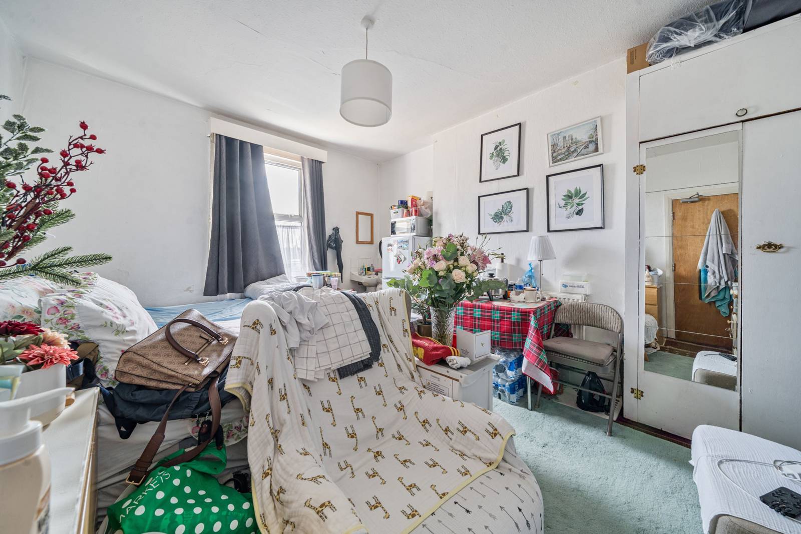 8 bedroom terraced house for sale 0