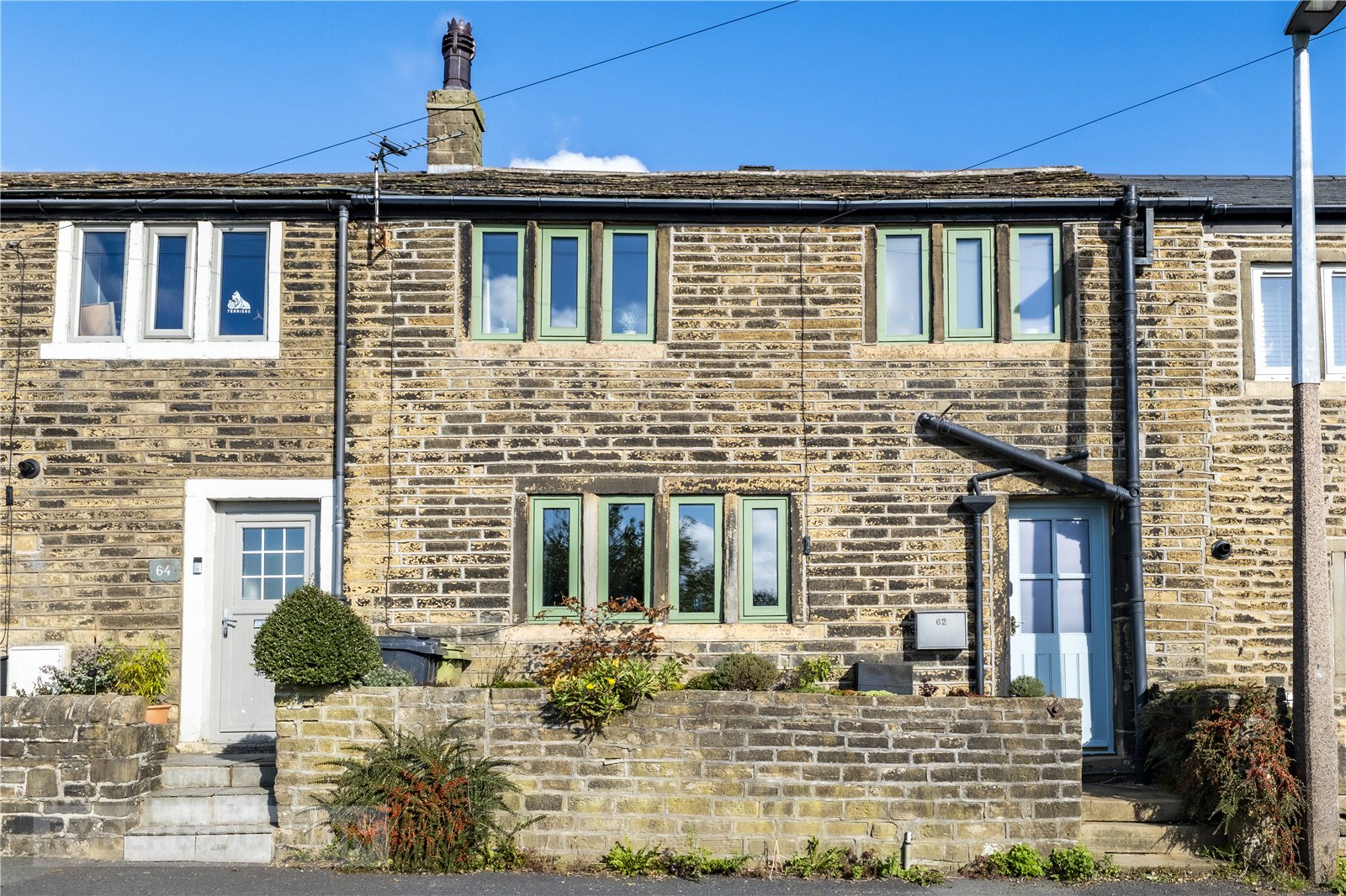 2-bed terraced on 62, High Street, Huddersfield, £240,000