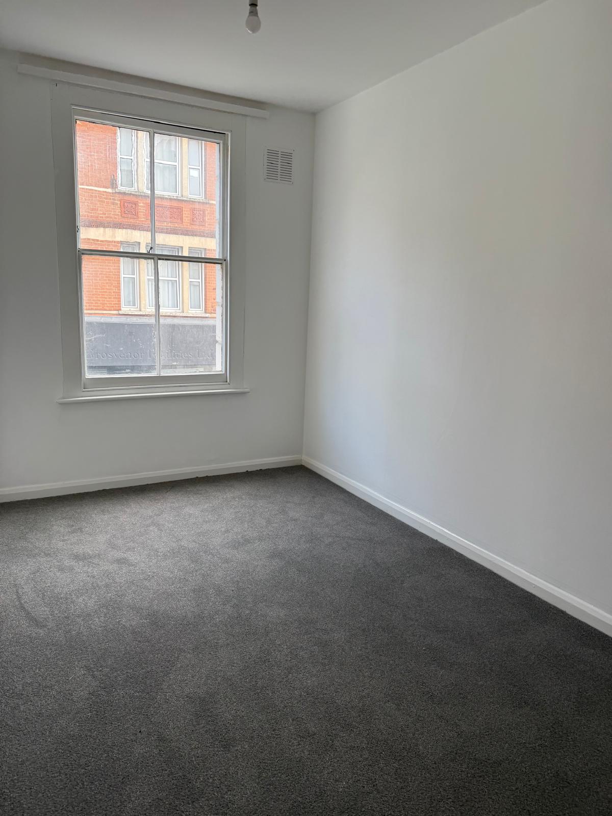 Flat A, 250, High Street, Bromley photo 5