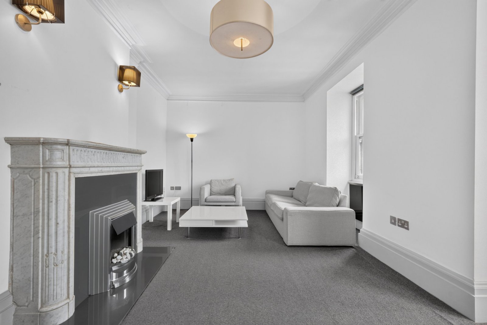 Flat 74, Berkeley House, 15, Hay Hill, London photo 3