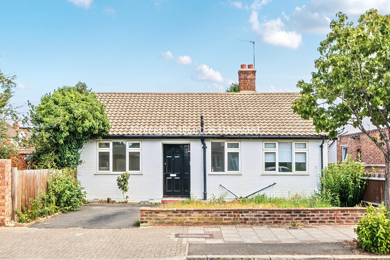 2-bed house on 34, Westbury Road, Beckenham, £2,000/mo