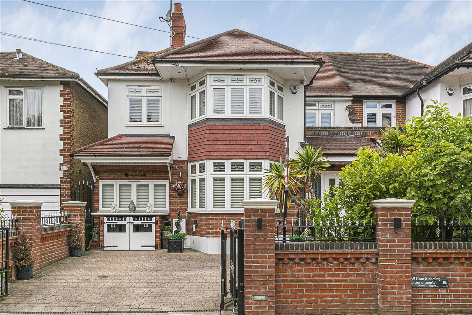 5 bedroom terraced house for sale