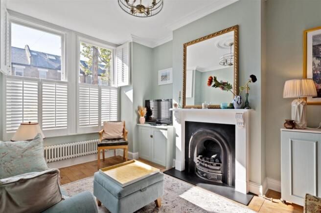5 bedroom semi-detached house for sale 0
