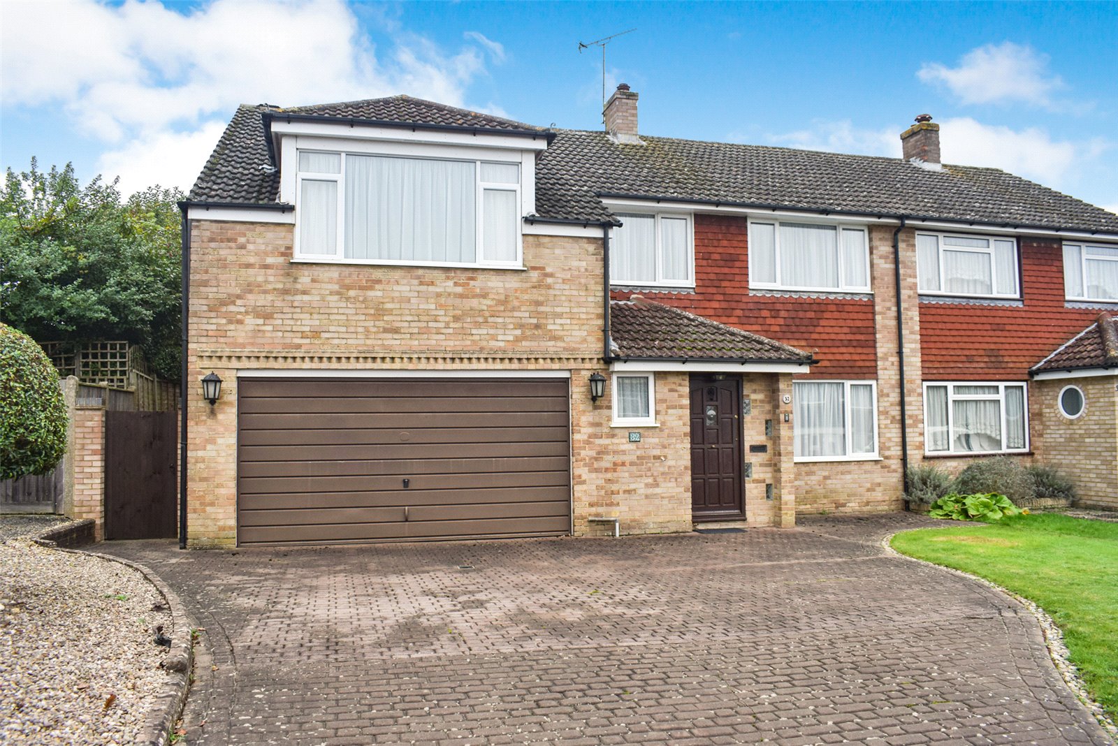 5-bed house on 32, Aylesham Way, Hampshire, £625,000