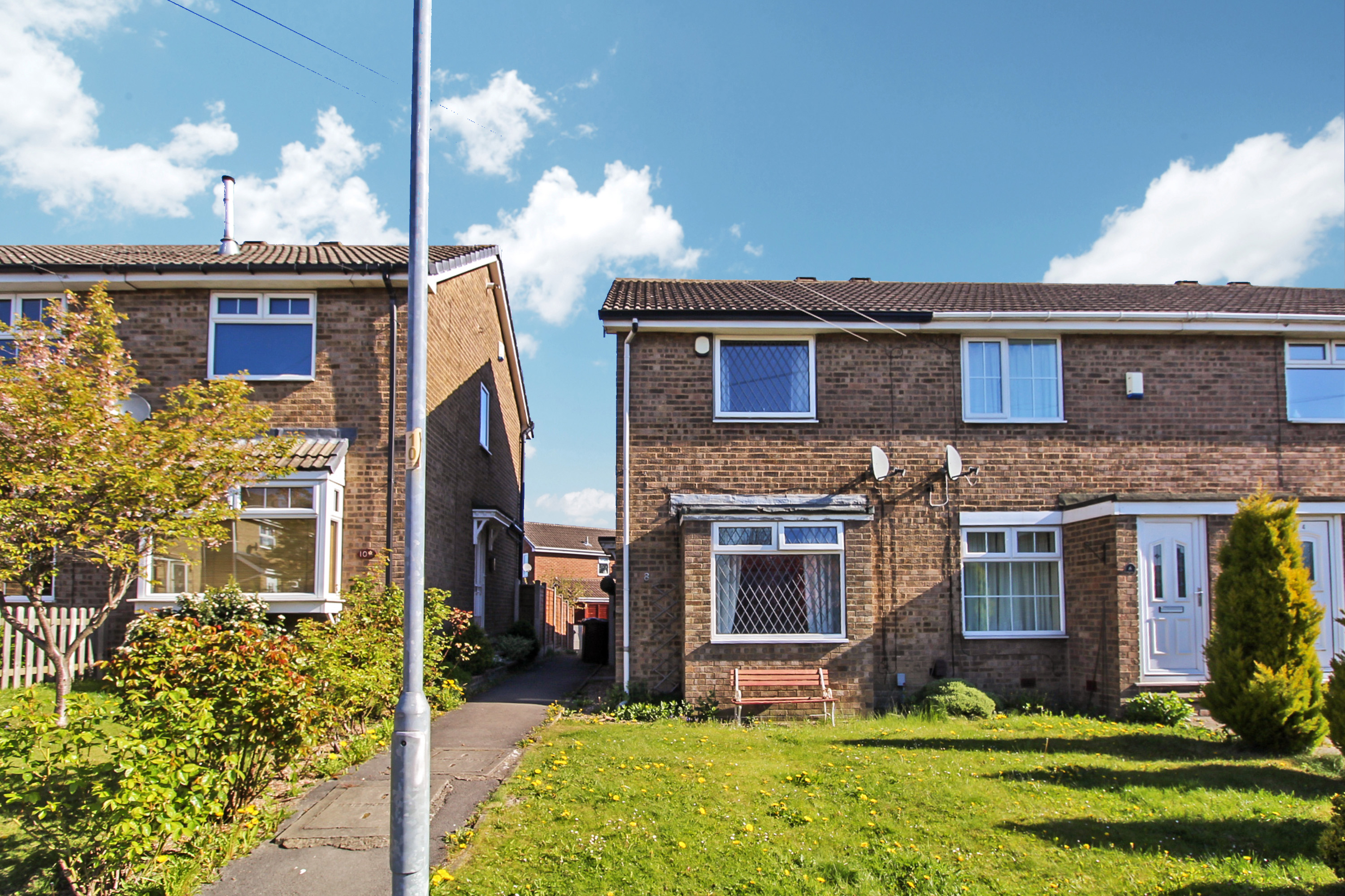 Free property report 8 Branstone Grove, Ossett, WF5 9ST Chimnie