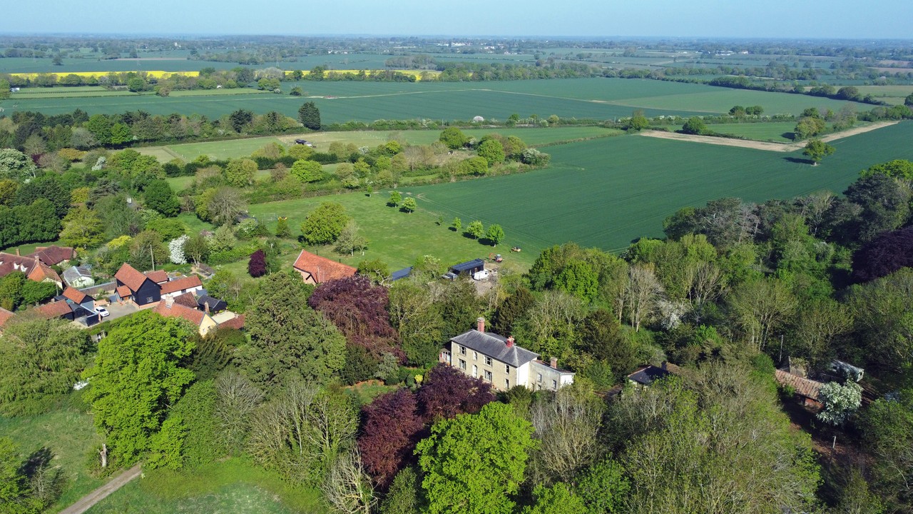 Mellis Lodge, Thrandeston Road, Eye photo 2