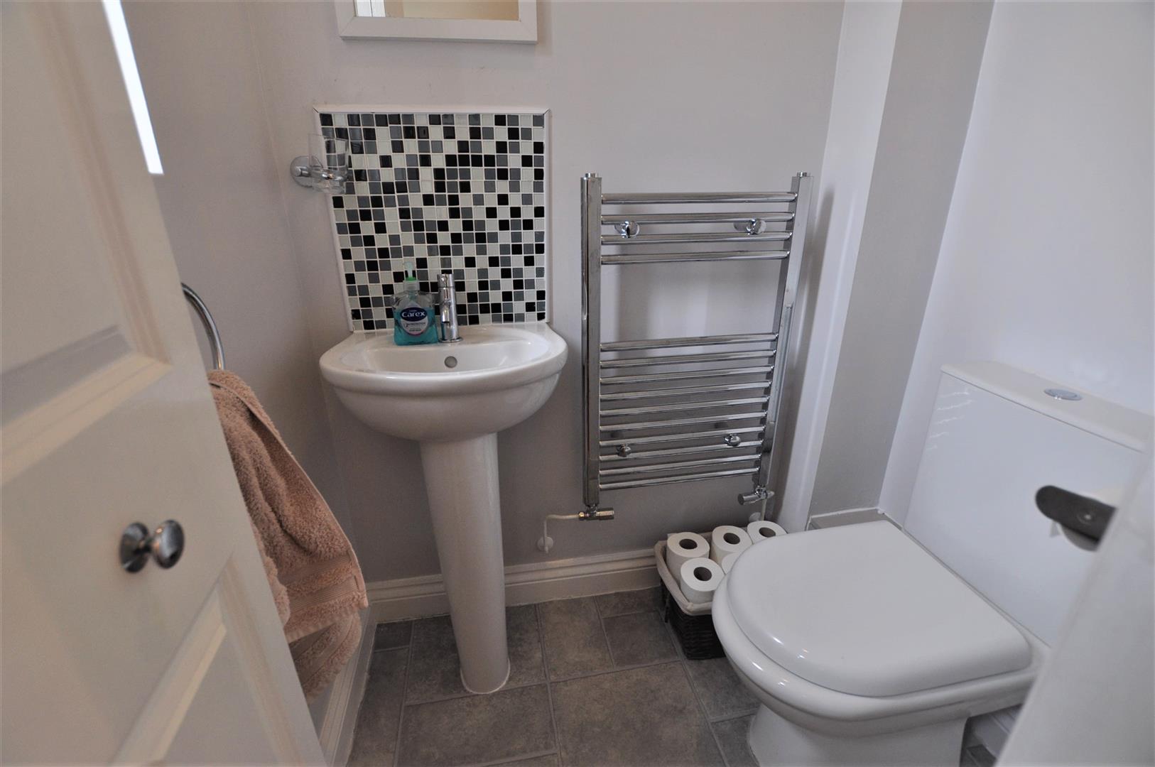 Photos of Maes Ty Gwyn, Llangennech, Llanelli SA14 61941634