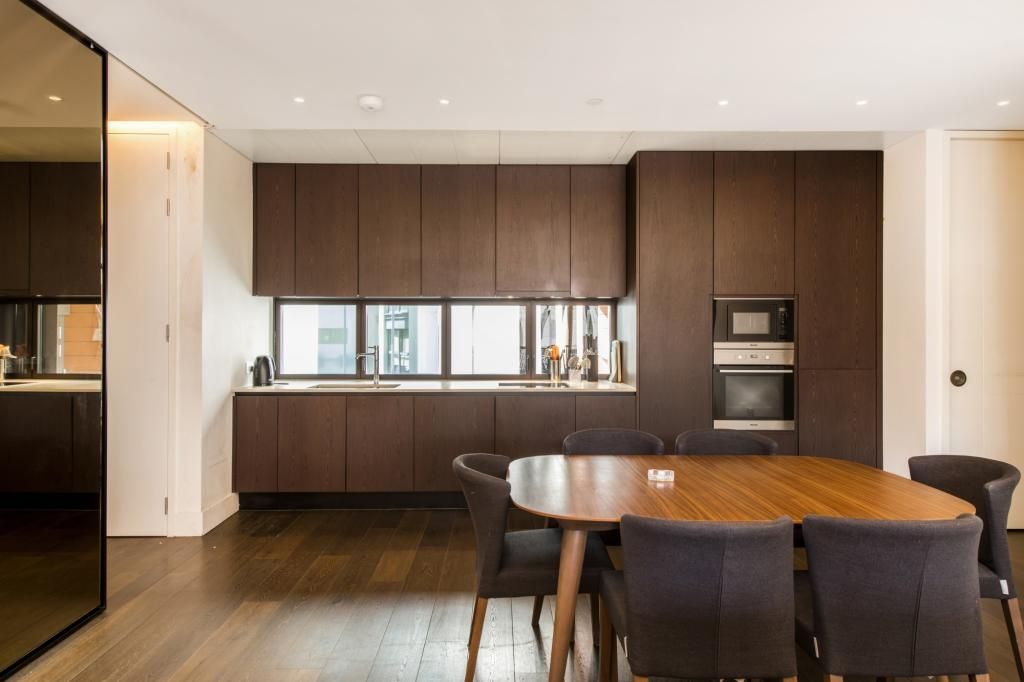 Flat 14, Platt Halls, London photo 4