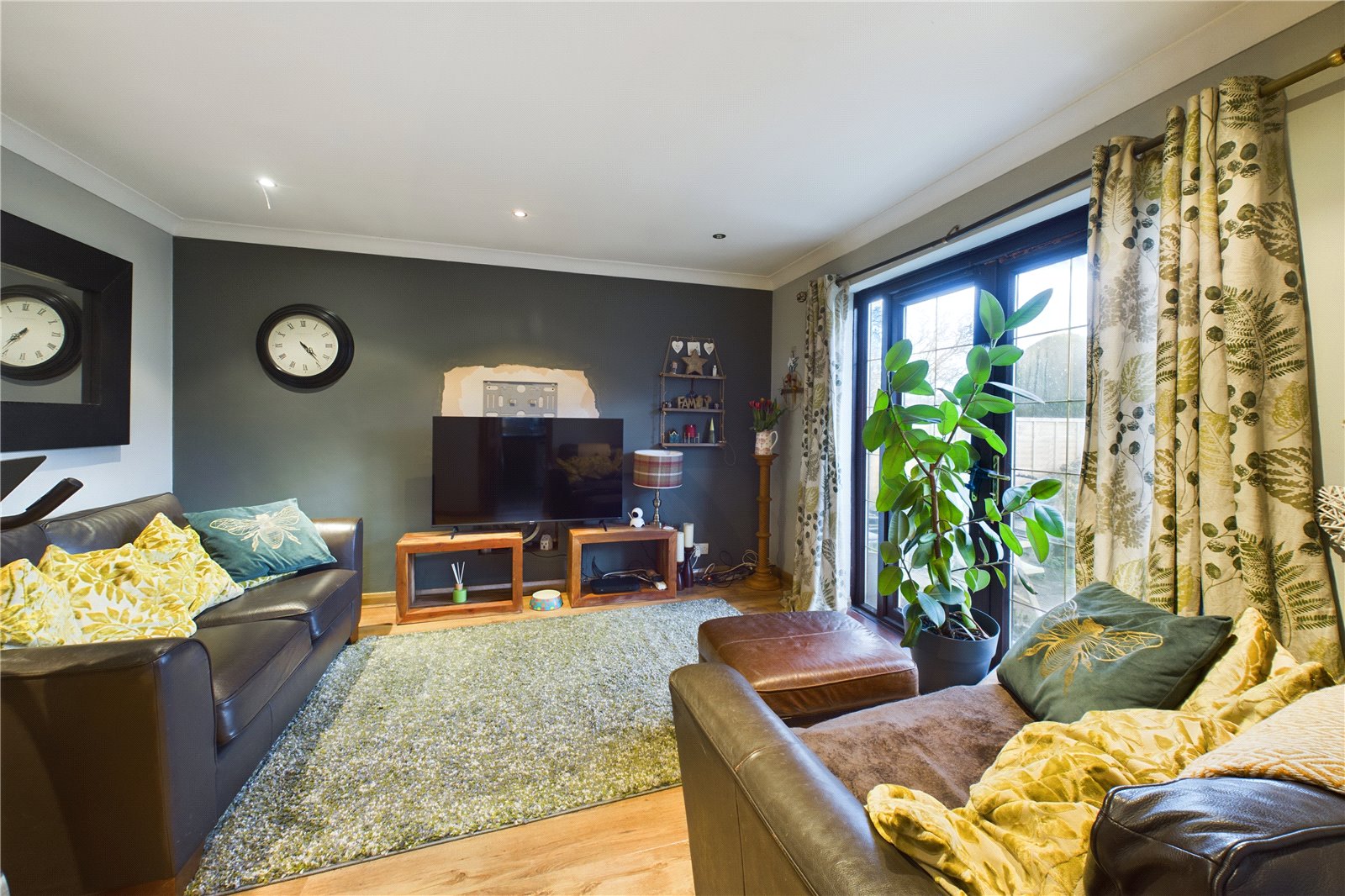 Photos of Elizabeth Crescent, East Grinstead, West Sussex RH19