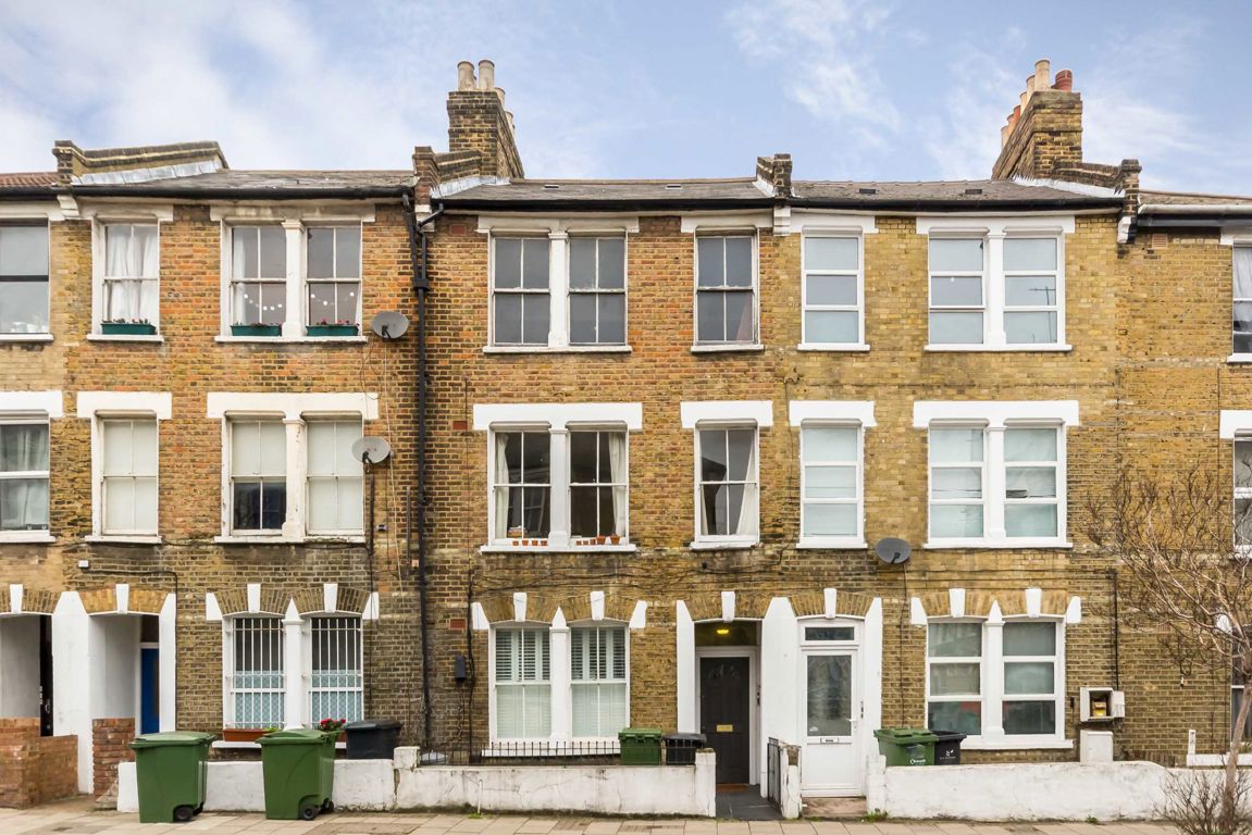 Flat 2, 121, Landor Road, London photo 5