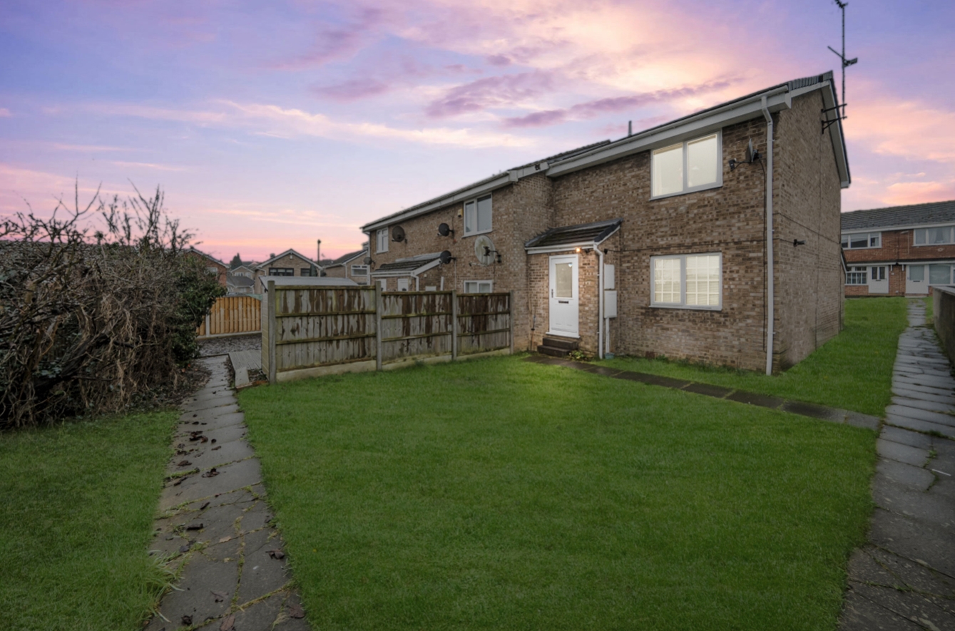 1-bed flat on 30, Springfield Close, Sheffield, £85,000