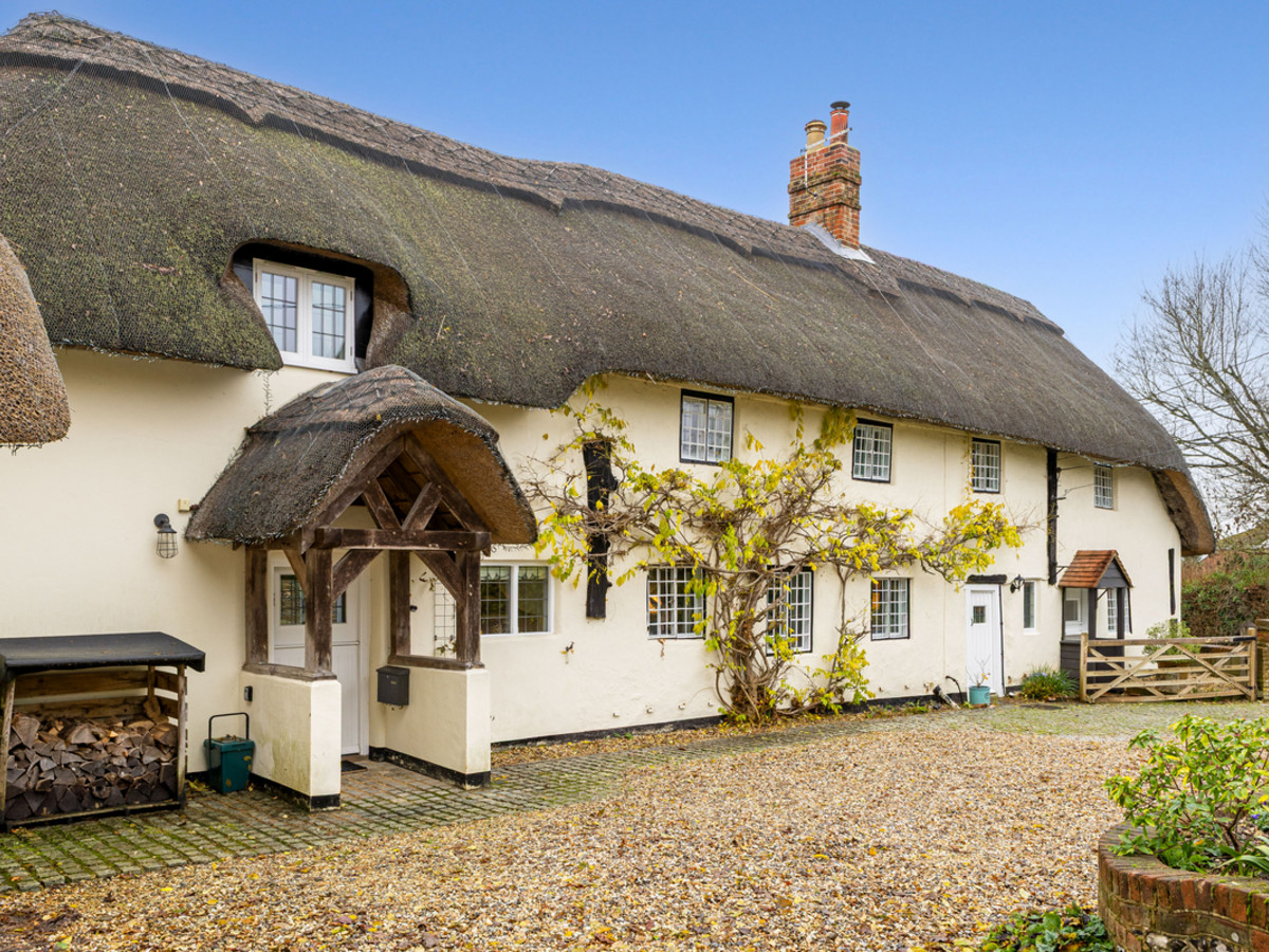 What Makes a Property Unmortgageable in the UK?