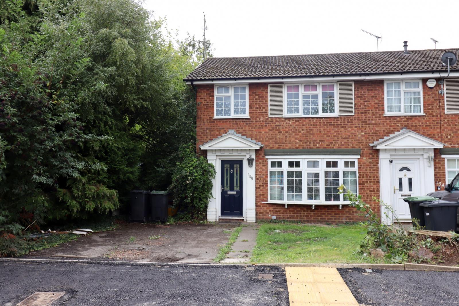 156, Austin Road, Luton photo 2