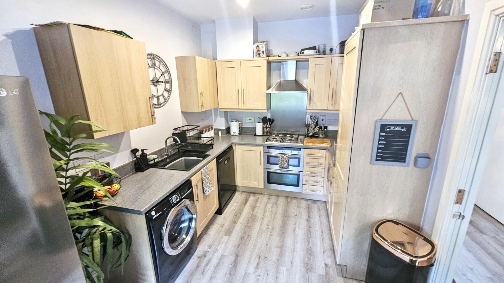 28, Clickers Drive, Northampton photo 4
