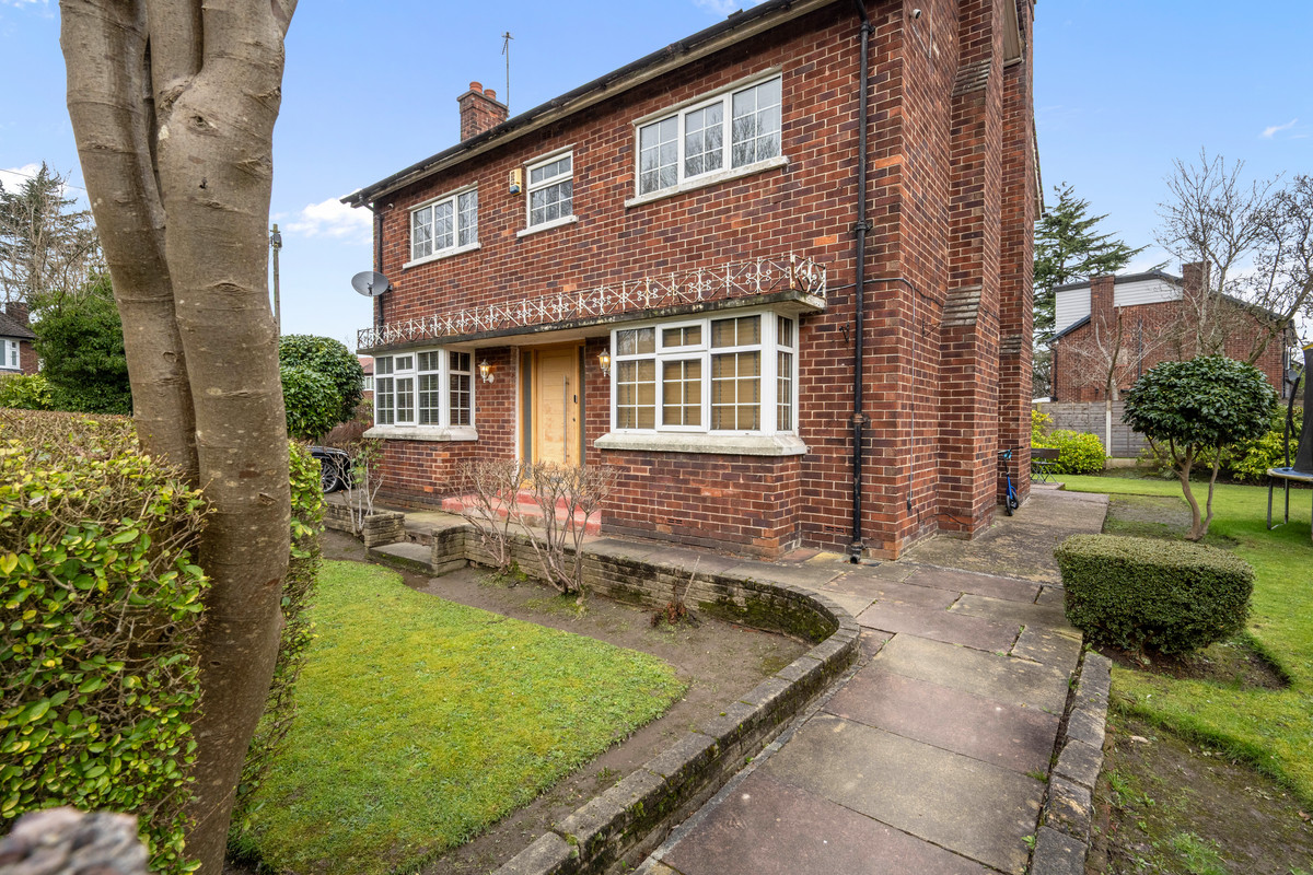 13 Beechpark Avenue, Manchester, M22 4BL - listing photo