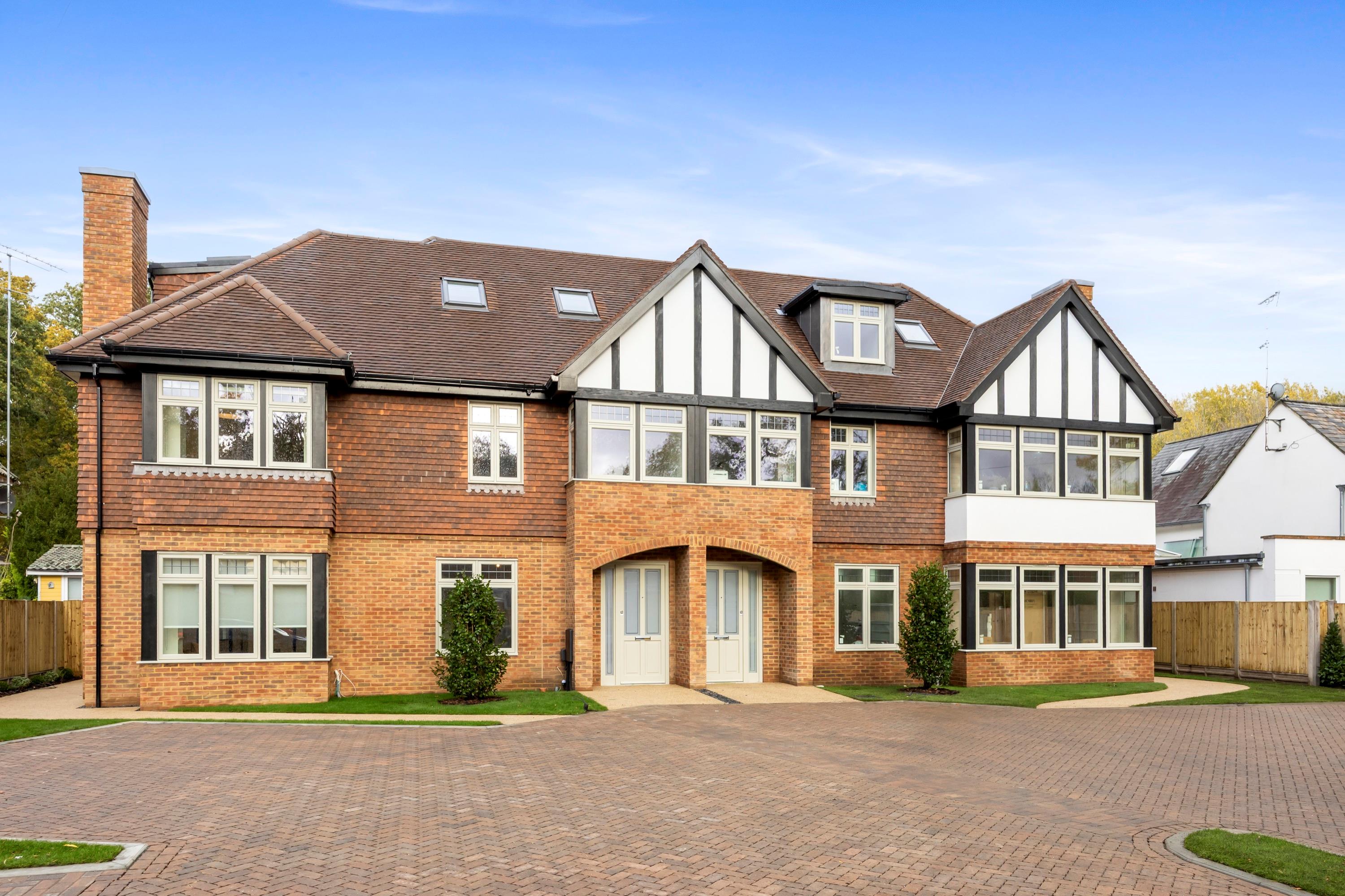 5 bedroom detached house for sale in Bingley