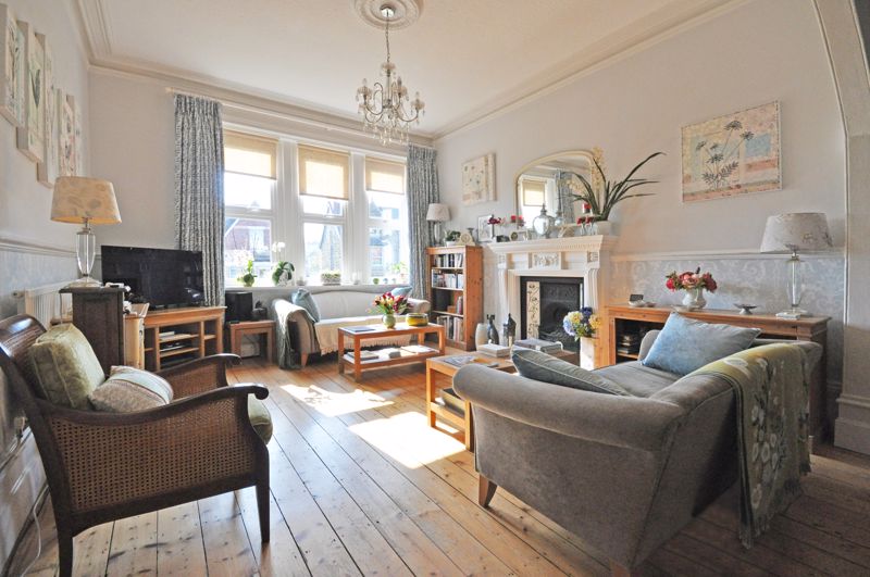 4, Oakfield Road, Newport photo 4