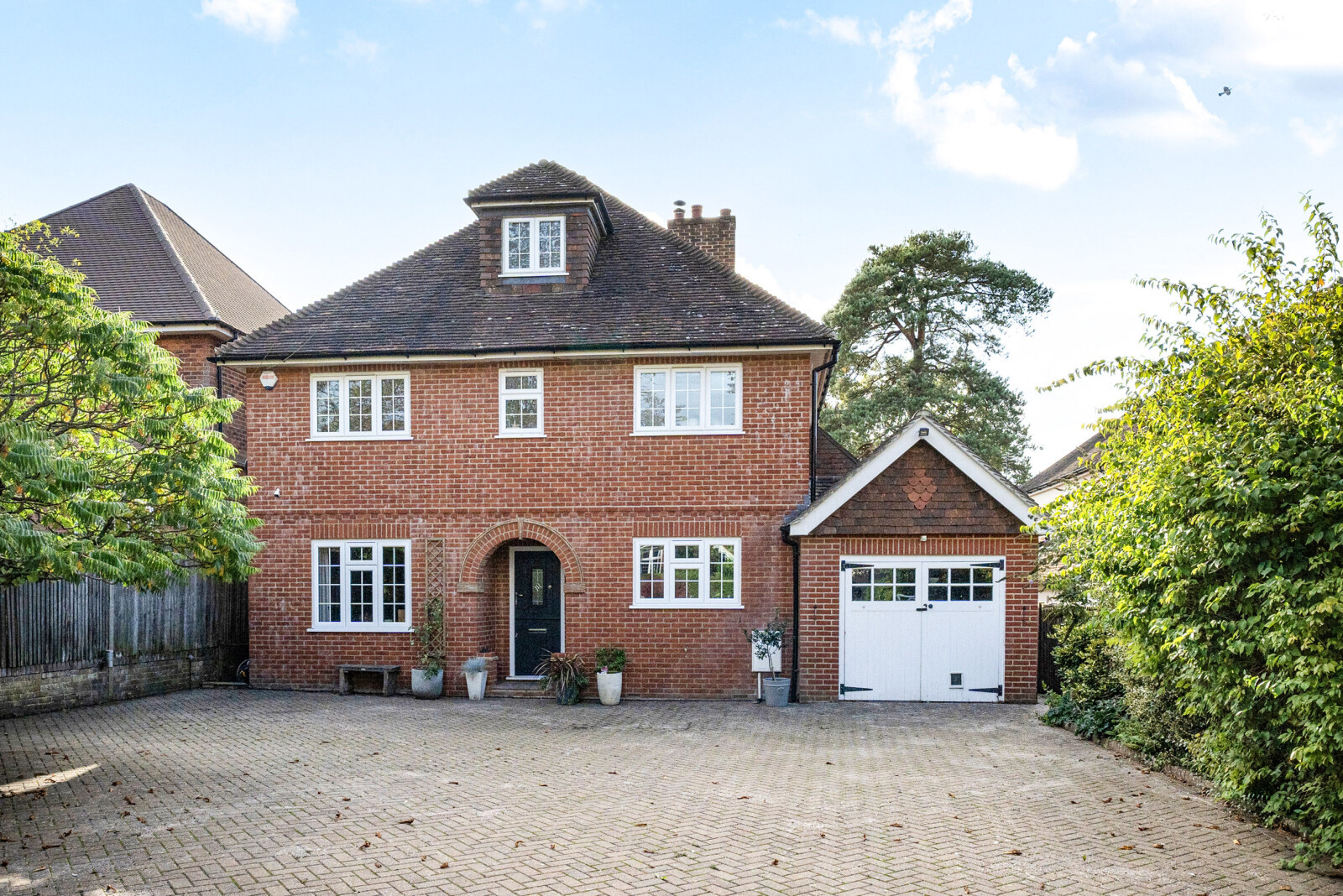 3 bedroom terraced house for sale in Twickenham
