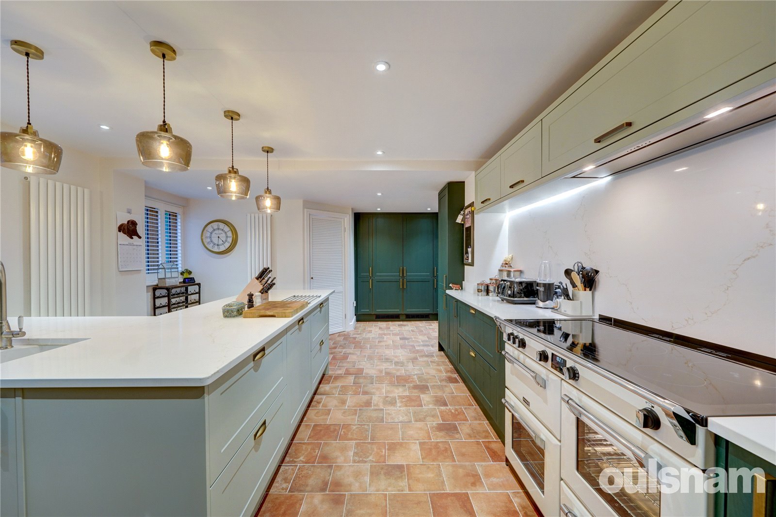 4 bedroom detached house for sale 0