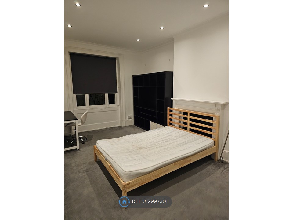 C Parkhurst Road, London, London photo 5