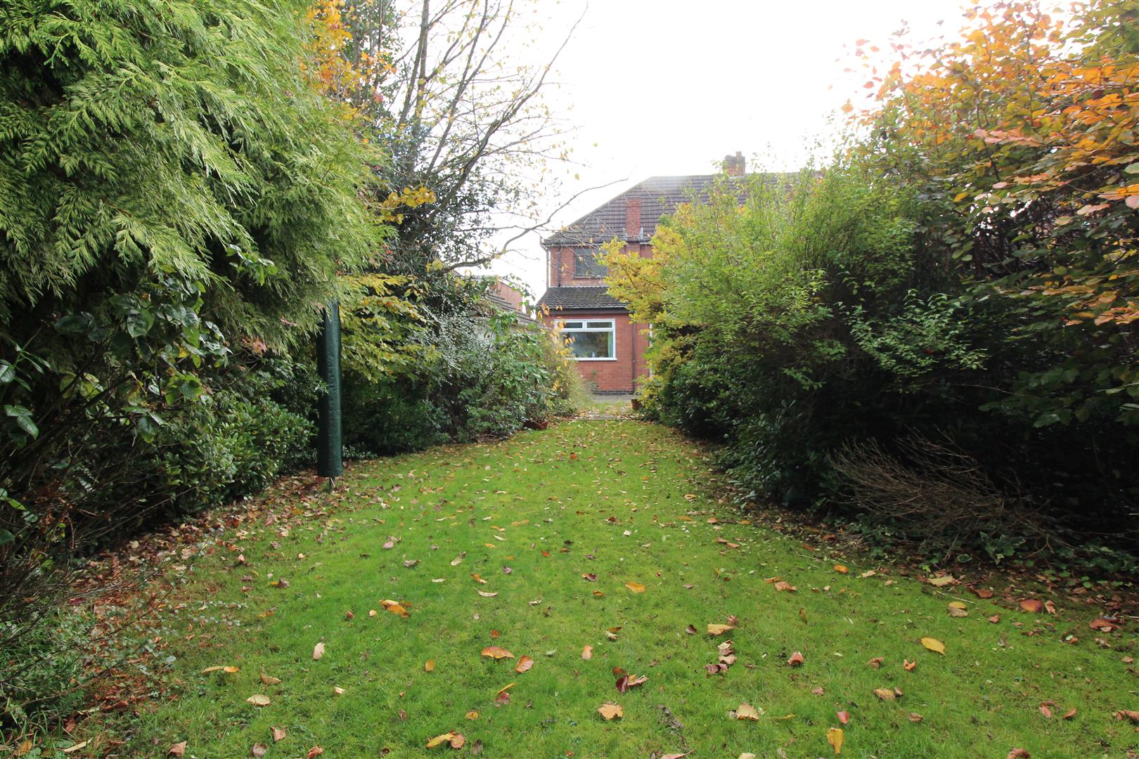 Free property report 8 Brayford Avenue, Coventry, CV3 5BS Chimnie