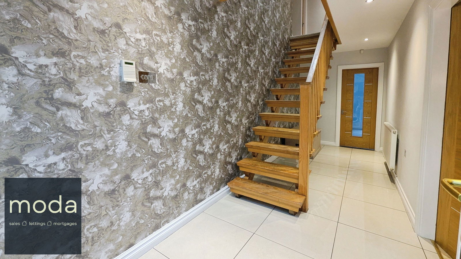 14, Birch Tree Court, Liverpool photo 4