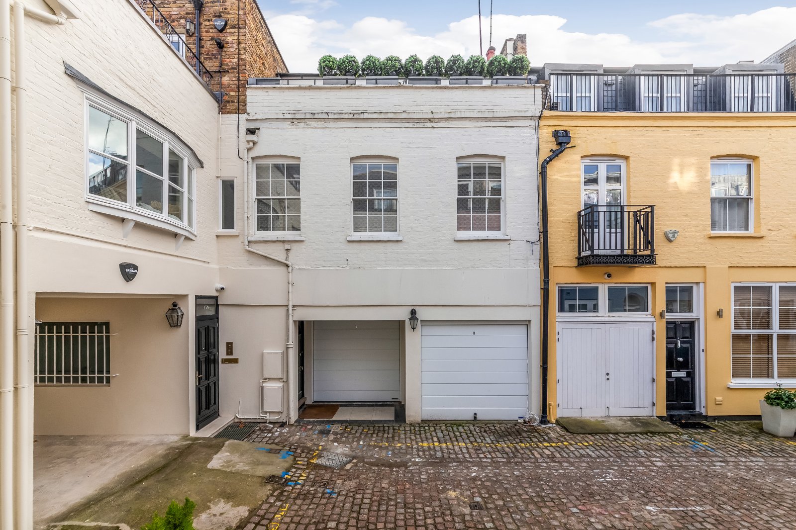 1 bedroom mews house for sale 0