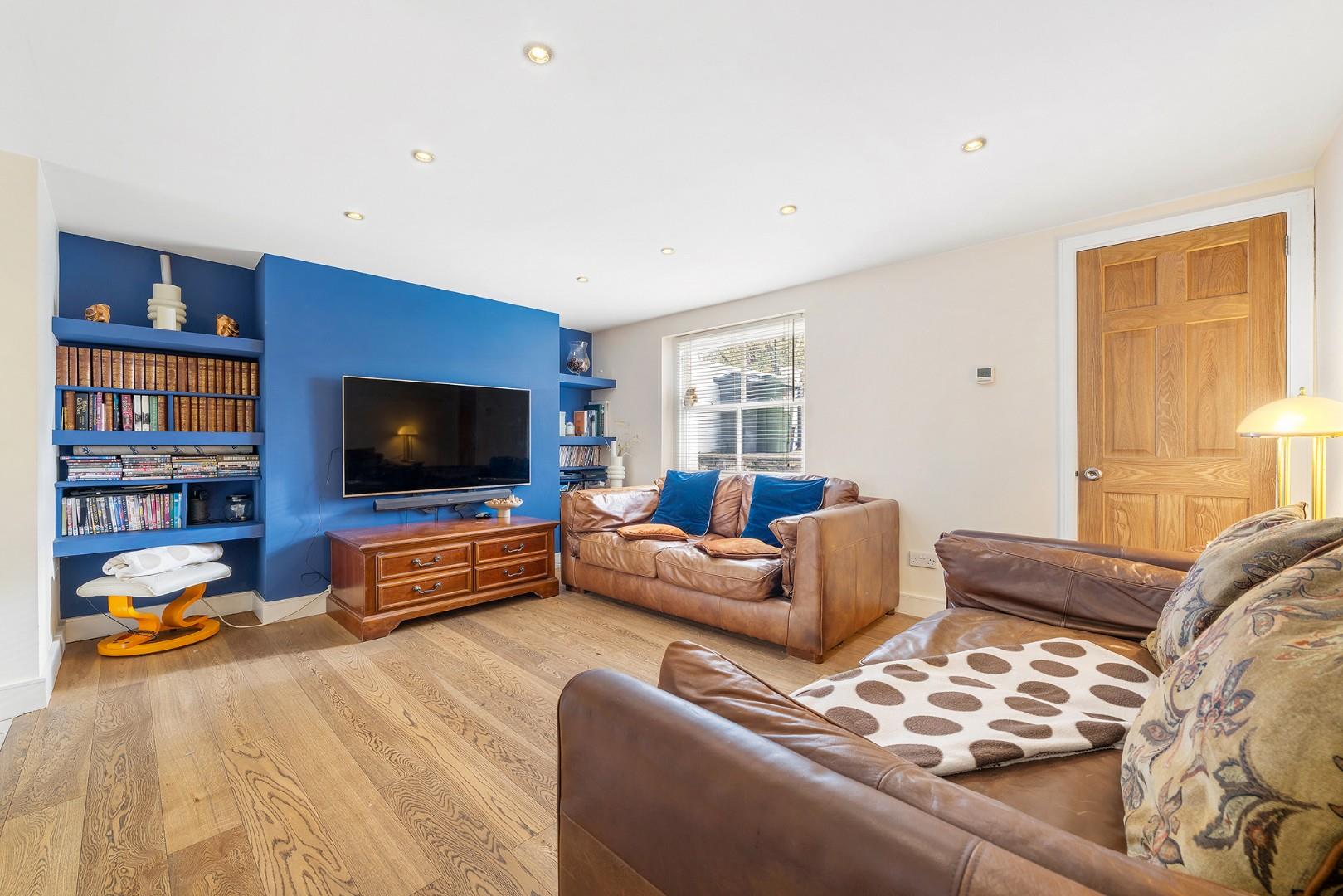 4 bedroom property for sale 0