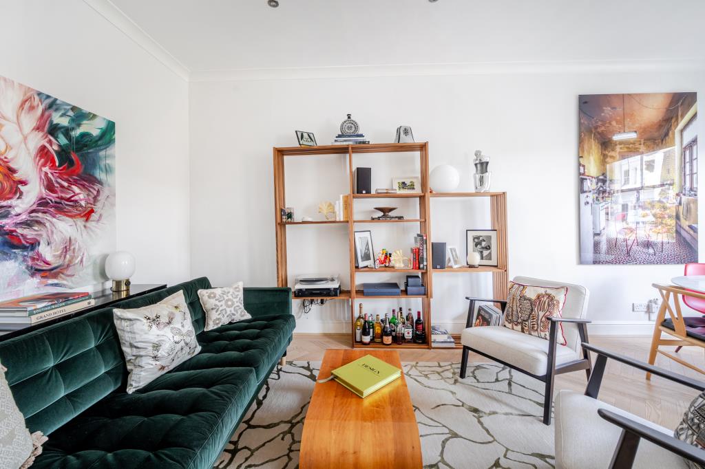 2 bedroom flat for sale 0