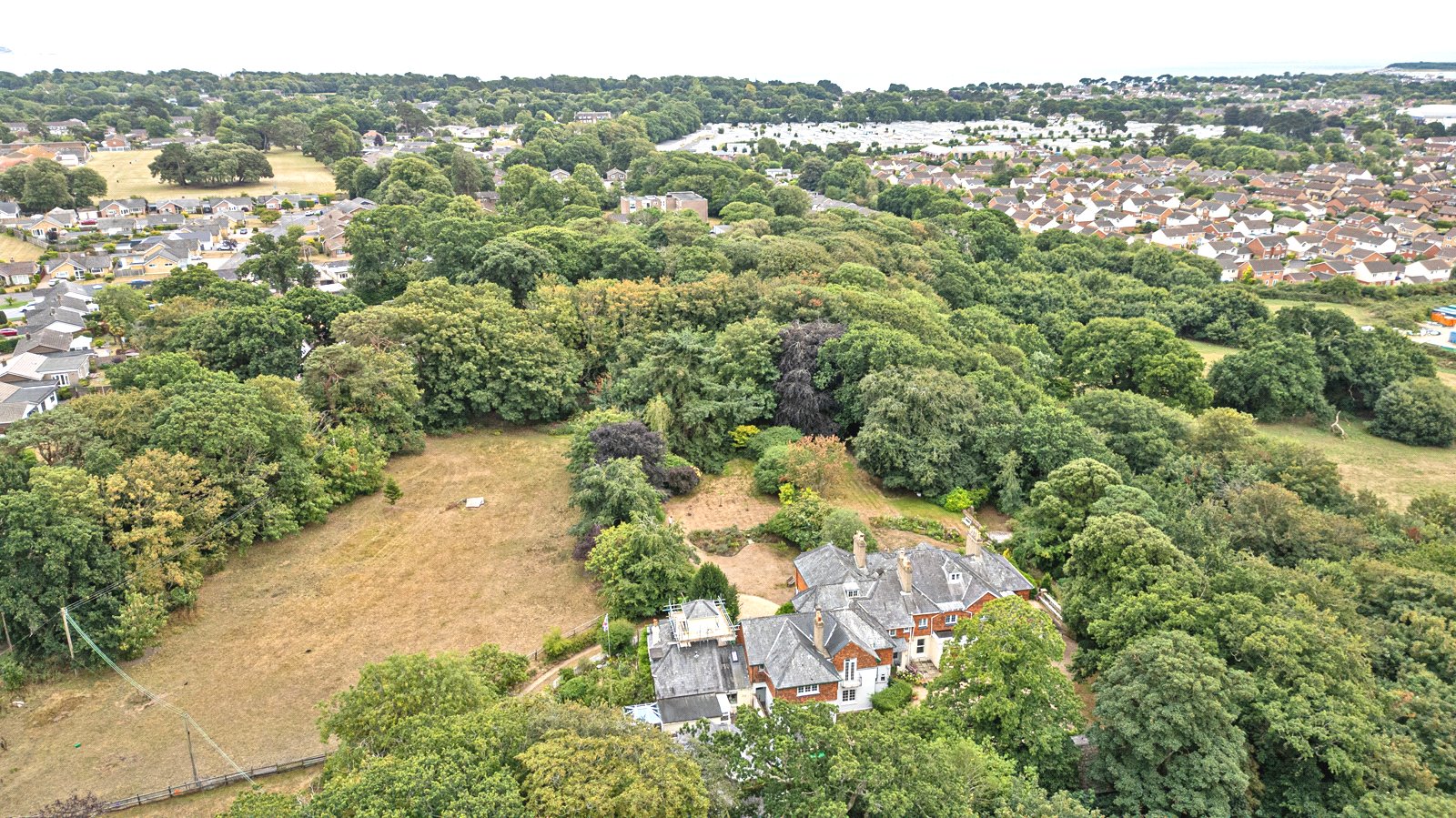 4 bedroom terraced house for sale 0