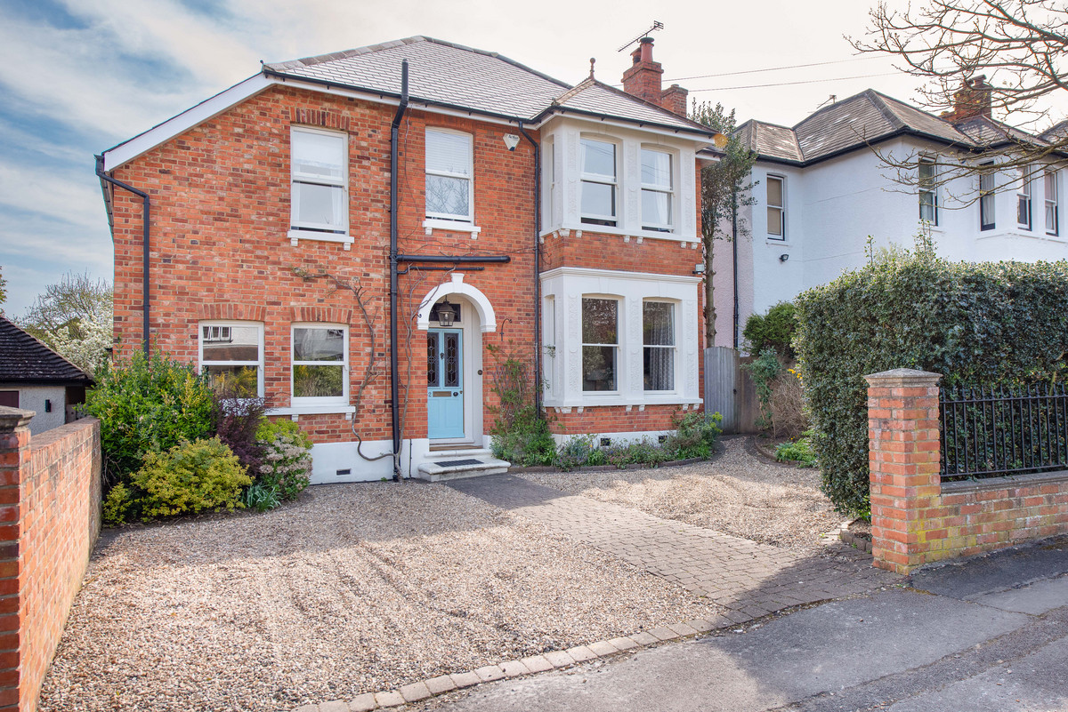 3 bedroom new flat for sale