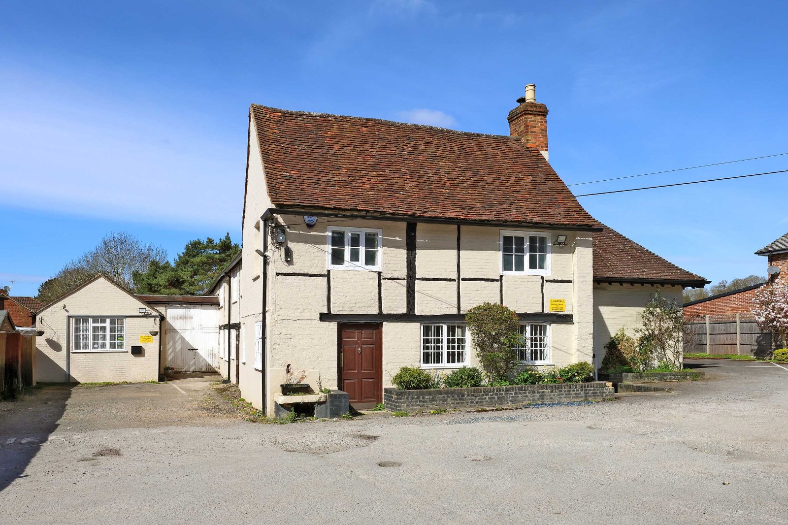 4 bedroom detached house for sale 0