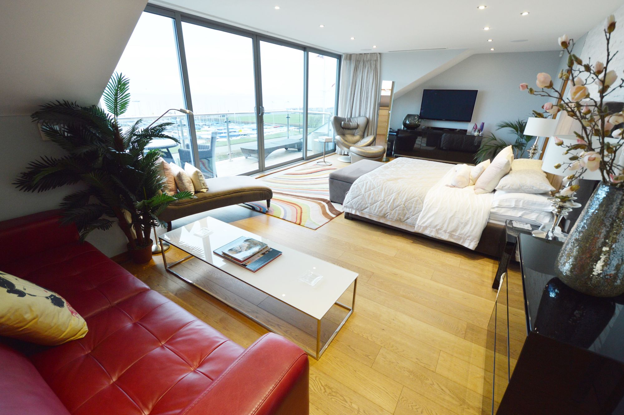 Photos of Thorpe Bay Gardens, Thorpe Bay SS1 61206468 PrimeLocation