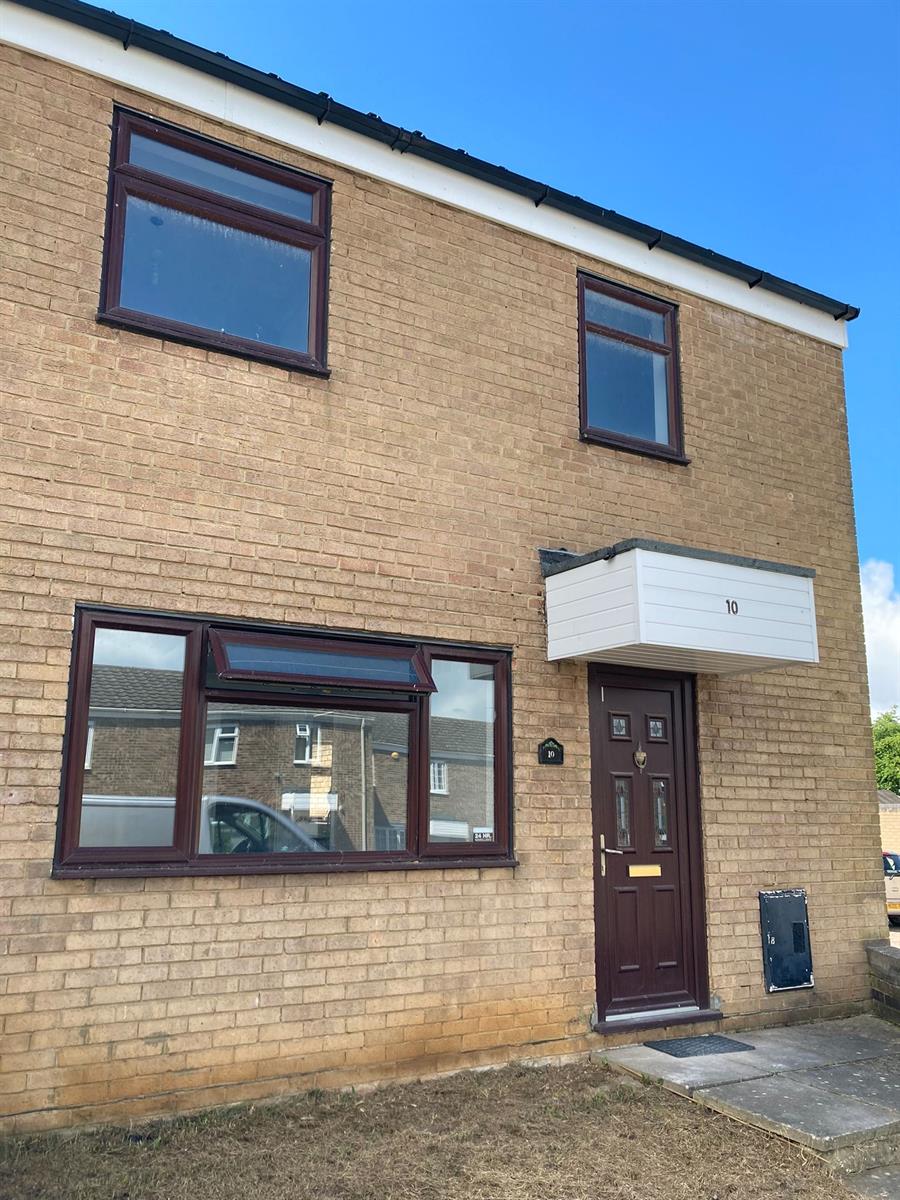10 Beaumaris Close, Banbury photo 2