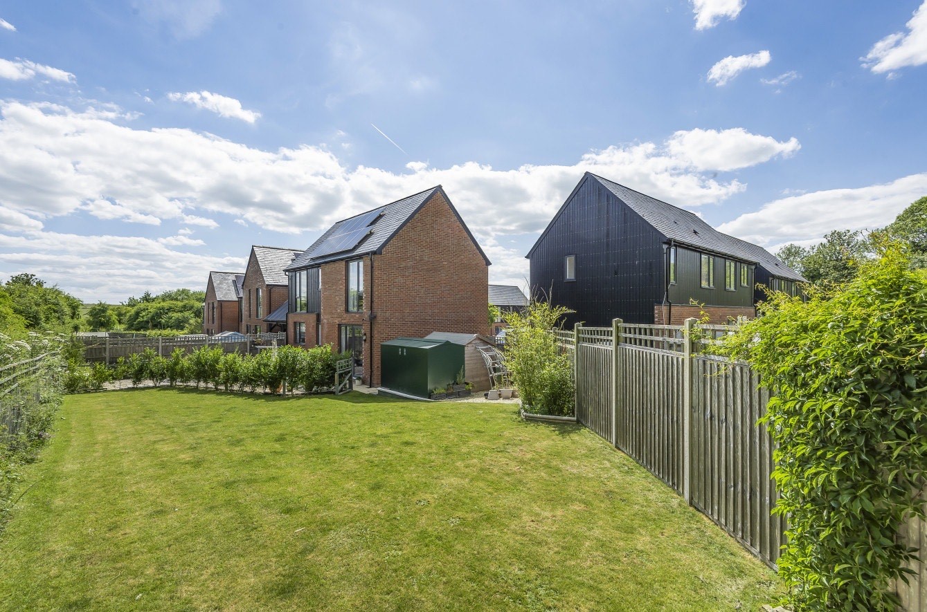 Photos of Harding Close, Sutton Scotney, Winchester SO21 62269256