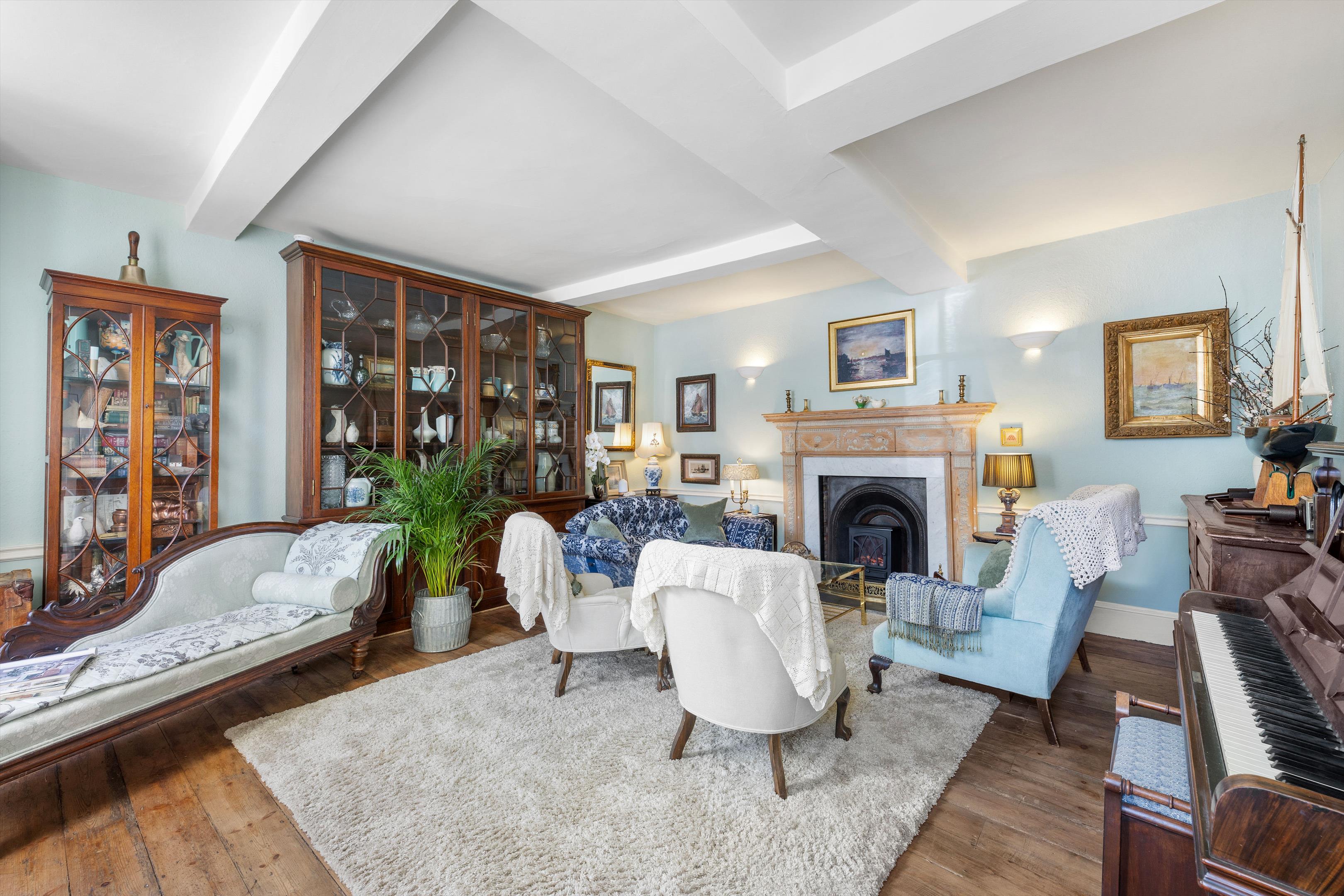 5 bedroom town house for sale 0