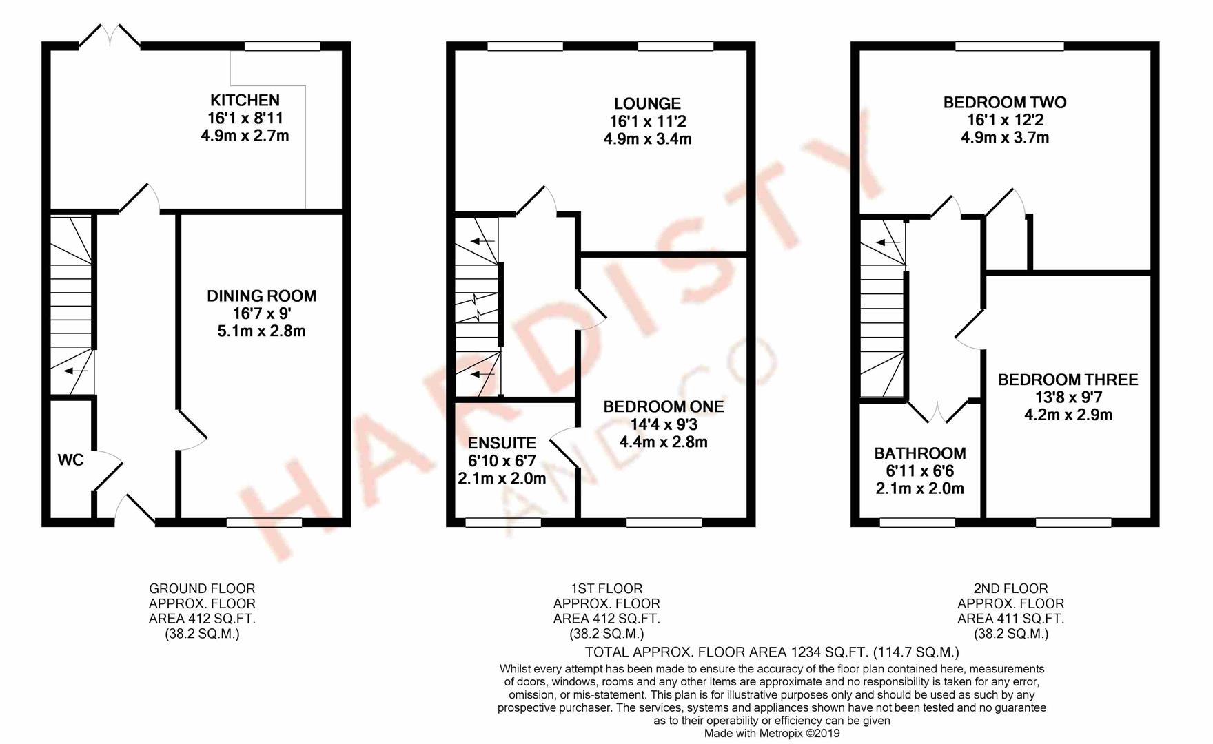 3 Bedrooms Terraced house for sale in Paxton Court, Armley, Leeds LS12