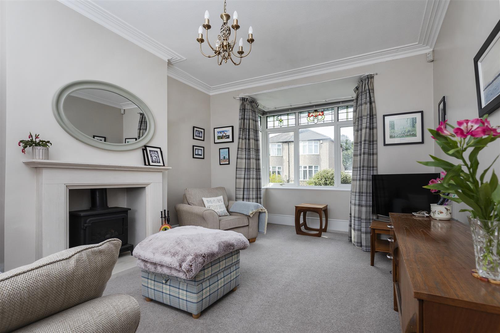 122, Laund Road, Huddersfield photo 4