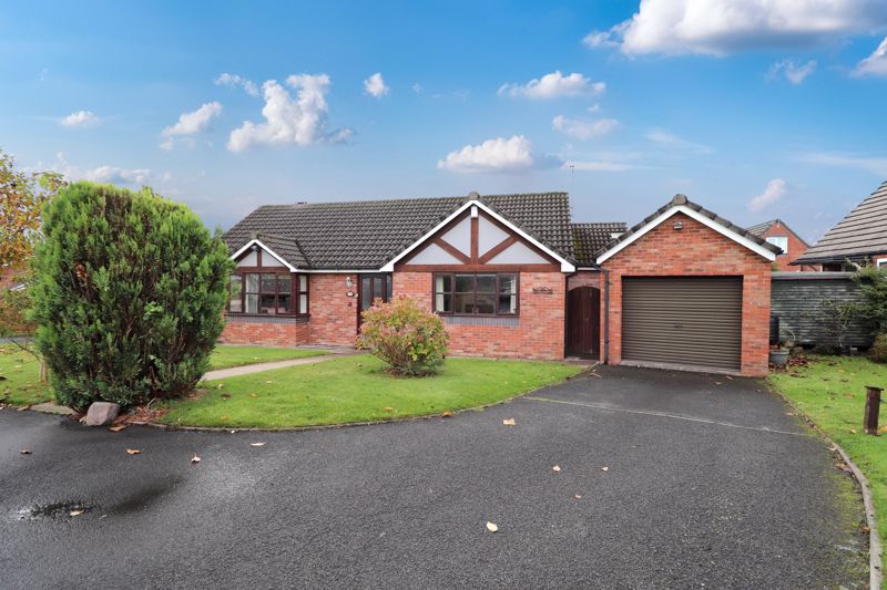 2-bed house on 14A, Newpool Terrace, Biddulph, £275,000