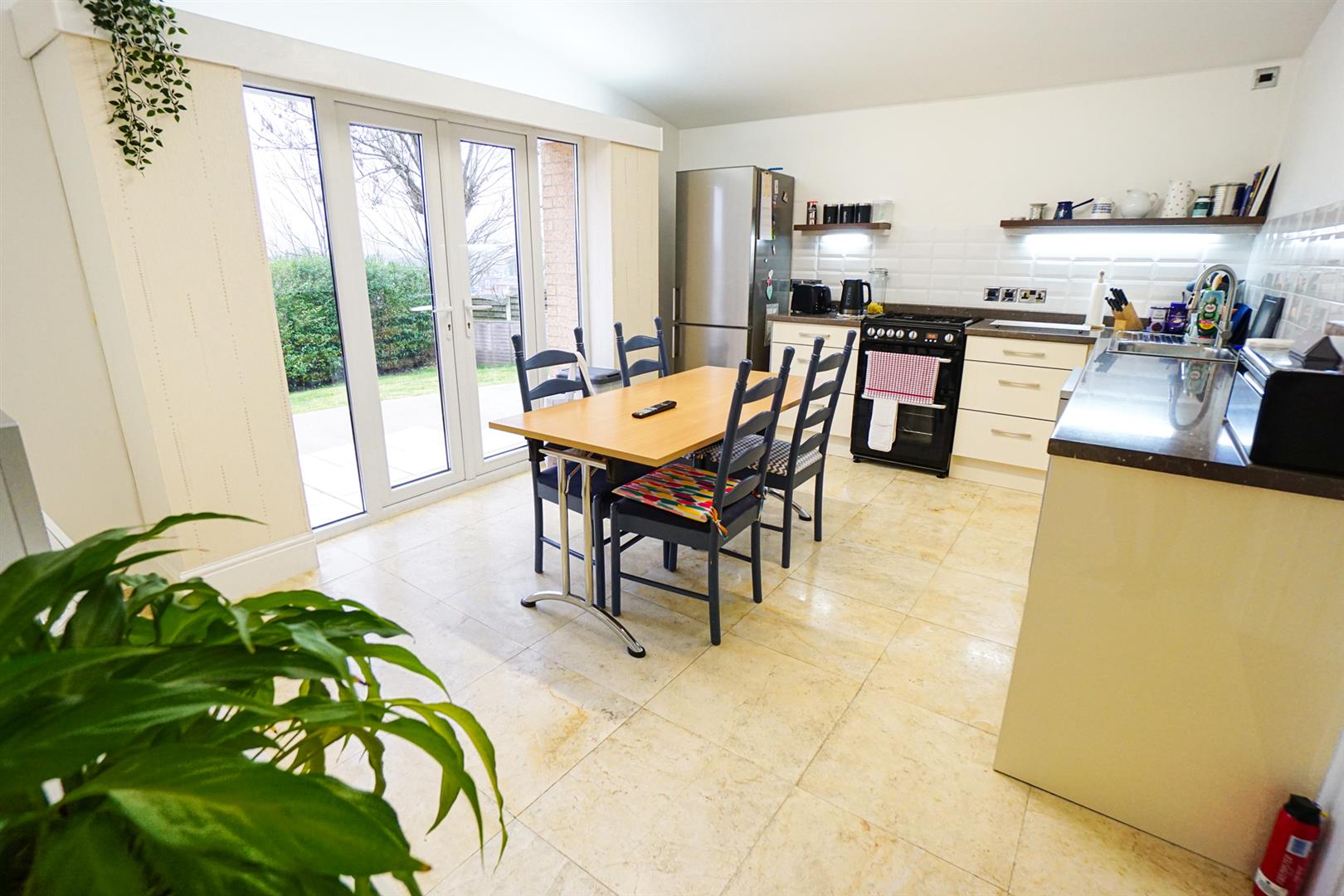 2, Layton Drive, Chesterfield photo 4