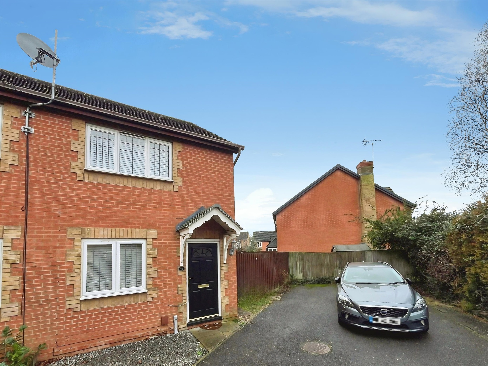 43, Lornas Field, Peterborough photo 5