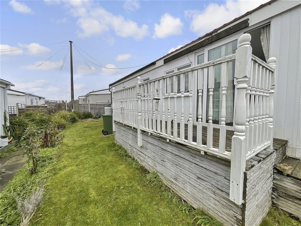 Lower Dunton Road Dunton, Brentwood photo 3